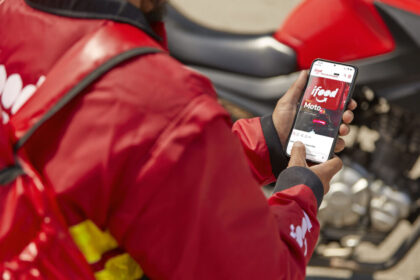 iFood e Uber negociam com governo inclusão na plataforma Celular Seguro