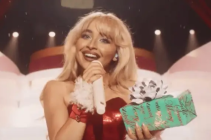 Sabrina Carpenter divulga trailer de seu especial de Natal Sabrina Carpenter divulga trailer de seu especial de Natal