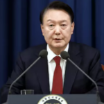 Após protestos, presidente da Coreia do Sul desiste de lei marcial Após protestos, presidente da Coreia do Sul desiste de lei marcial