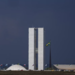 Governo não fecha acordo na CCJ para pautar PEC sobre corte de gastos Governo não fecha acordo na CCJ para pautar PEC sobre corte de gastos