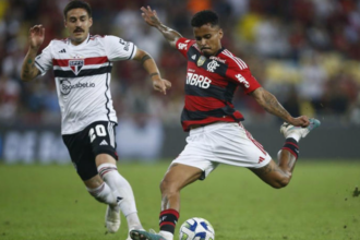 Jogador do Flamengo pede para ser negociado e pode ser vendido após proposta do Pumas Jogador do Flamengo pede para ser negociado e pode ser vendido após proposta do Pumas