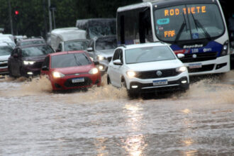 Após alagamentos e transtornos, São Paulo tem alerta de chuva forte nesta quinta-feira e na sexta