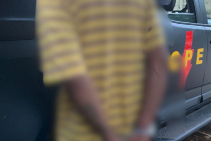 Foragido da Justiça pelo crime de roubo é recapturado no leste de Goianésia Foragido da Justiça pelo crime de roubo é recapturado no leste de Goianésia