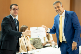 Renato é diplomado prefeito de Goianésia: “Vamos fazer uma gestão histórica” Renato é diplomado prefeito de Goianésia: “Vamos fazer uma gestão histórica”
