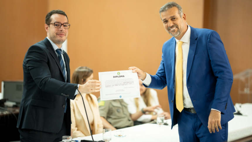 Renato é diplomado prefeito de Goianésia: “Vamos fazer uma gestão histórica”