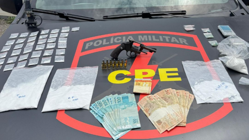 CPE retira de circulação dupla suspeita de tráfico de drogas e posse de arma de fogo