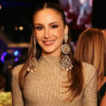 MP recebe denúncia contra Claudia Leitte após remoção de orixá em letra de música MP recebe denúncia contra Claudia Leitte após remoção de orixá em letra de música