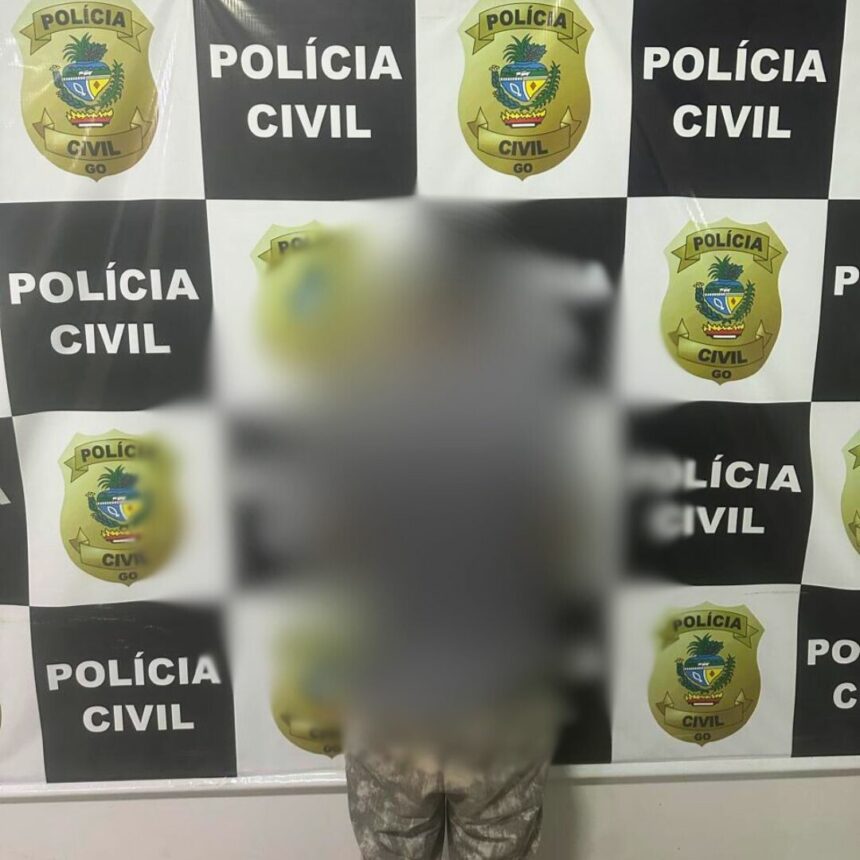 Homem é preso em Itaberaí após tentar agredir ex-companheira com uma faca Homem é preso em Itaberaí após tentar agredir ex-companheira com uma faca