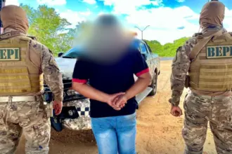 Foragido da Justiça por violência doméstica é capturado durante operação com a CPE Foragido da Justiça por violência doméstica é capturado durante operação com a CPE