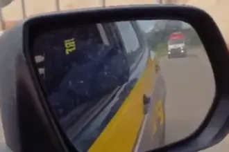 Polícia abre caminho na BR-153 e garante socorro a jovem em trabalho de parto de gêmeos Polícia abre caminho na BR-153 e garante socorro a jovem em trabalho de parto de gêmeos