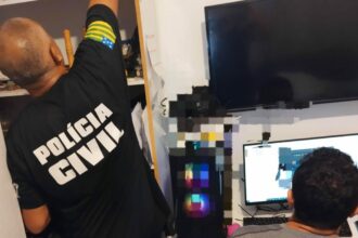 PCGO cumpre busca domiciliar contra suspeito de armazenar material de pornografia infantil PCGO cumpre busca domiciliar contra suspeito de armazenar material de pornografia infantil