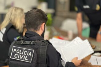 Face Oculta: PCGO deflagra operação em clínica de estética e prende investigados por vitimar dezenas de pessoas Face Oculta: PCGO deflagra operação em clínica de estética e prende investigados por vitimar dezenas de pessoas