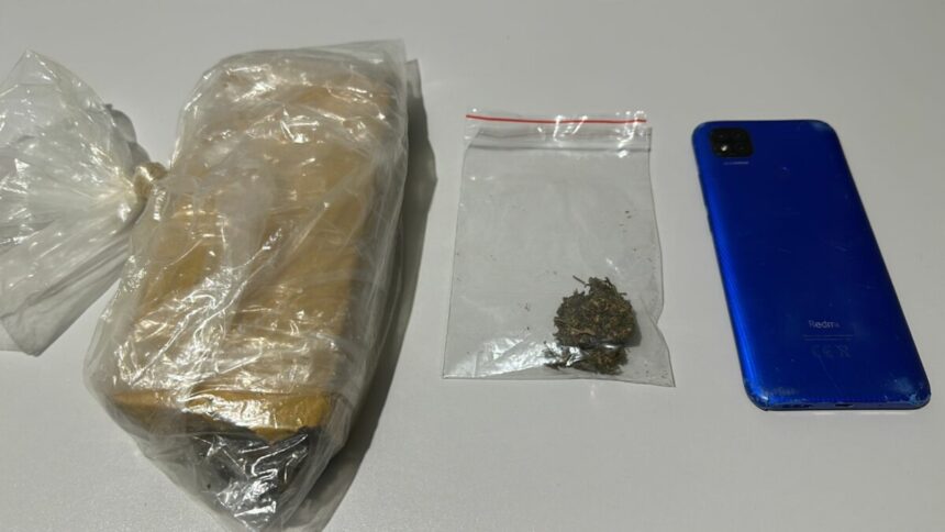 PCGO prende traficantes em flagrante em Mara Rosa PCGO prende traficantes em flagrante em Mara Rosa