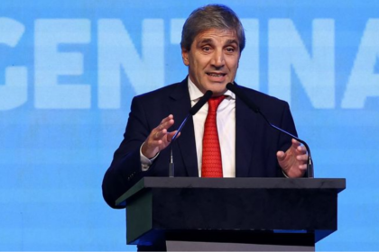 Argentina Registra Superávit Financeiro em 2024 Após 14 Anos 