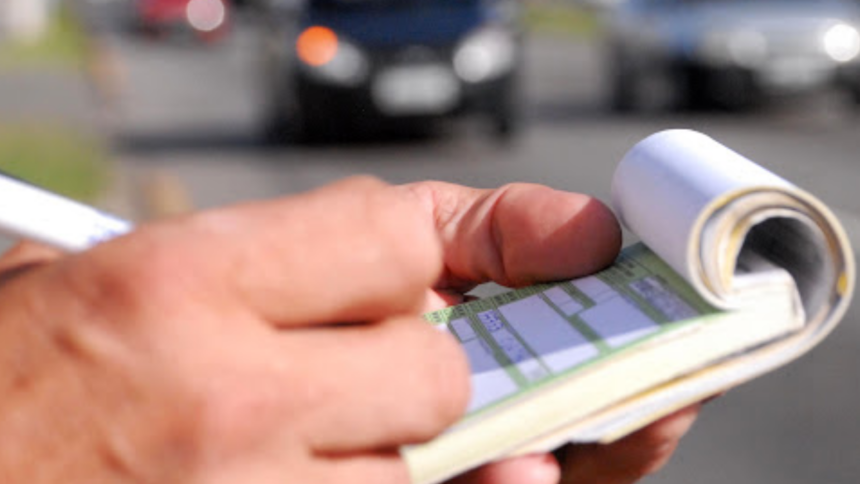 Avanço de sinal em SP gera mais de 4,8 milhões de multas em 2024