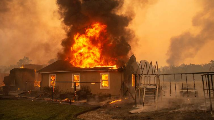 Família de LeBron James Deixa Casa em Meio a Incêndios em Los Angeles