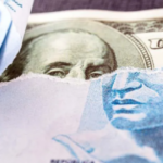 Por que o dólar voltou a ficar abaixo de R$ 6: fatores e impactos econômicos Por que o dólar voltou a ficar abaixo de R$ 6: fatores e impactos econômicos