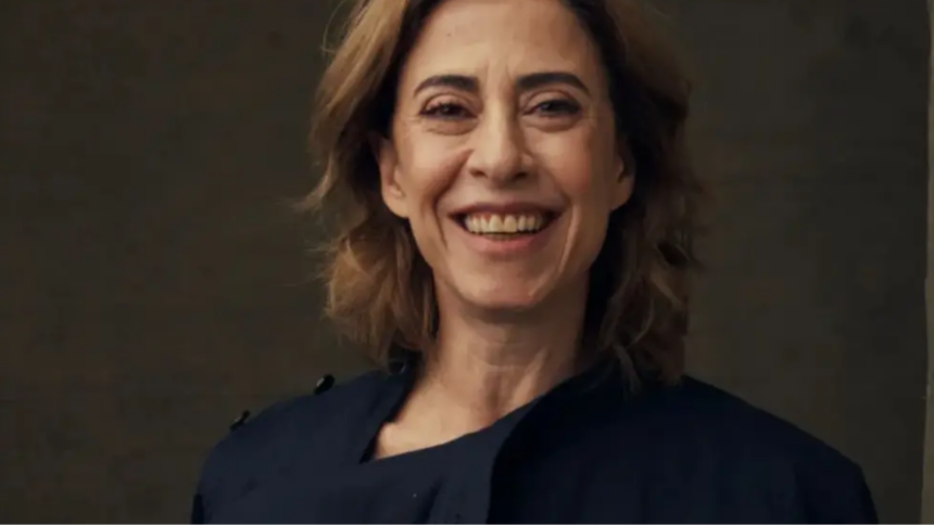 Fernanda Torres, Inglês Fluente e o Brasil Monoglota: Reflexões sobre Educação Fernanda Torres, Inglês Fluente e o Brasil Monoglota: Reflexões sobre Educação