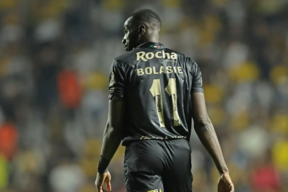 Flamengo é eliminado da Copinha: Bragantino surpreende com vinte minutos fulminantes