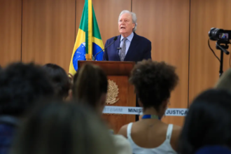 Governadores criticam mudanças na PEC da Segurança: entenda polêmica Governadores criticam mudanças na PEC da Segurança: entenda polêmica