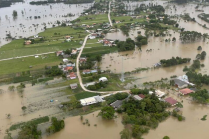 Fortes Chuvas em SC: Homem Morre e Dezenas de Famílias Estão Desabrigadas