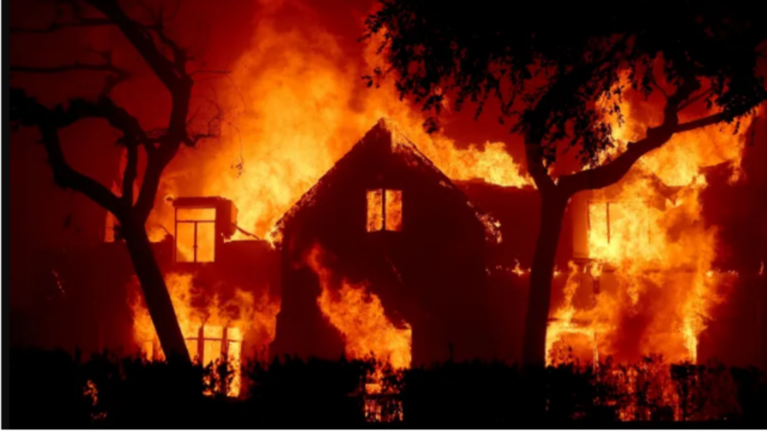 Incêndio em Los Angeles Destrói Casas e Alerta para Impactos Climáticos