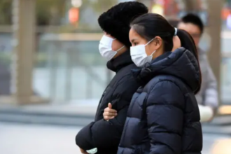 Metapneumovírus Humano: Entenda o Vírus Respiratório Por Trás do Aumento de Infecções na China Metapneumovírus Humano: Entenda o Vírus Respiratório Por Trás do Aumento de Infecções na China