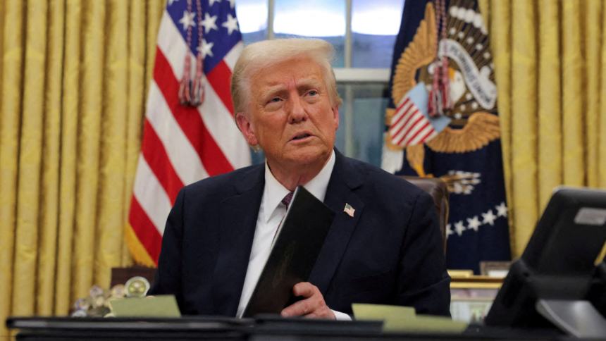 O que Trump disse em sua primeira entrevista após a posse: principais destaques O que Trump disse em sua primeira entrevista após a posse: principais destaques