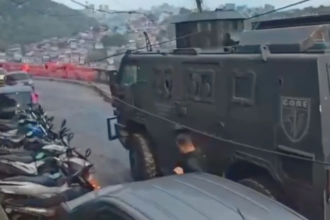 Operação Torniquete combate o Comando Vermelho no Complexo do Alemão Operação Torniquete combate o Comando Vermelho no Complexo do Alemão