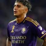 Palmeiras negocia contratação de volante da seleção uruguaia