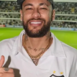 Santos cancela evento no Pacaembu e deve apresentar Neymar apenas na Vila Belmiro