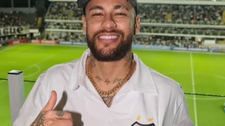 Santos cancela evento no Pacaembu e deve apresentar Neymar apenas na Vila Belmiro Santos cancela evento no Pacaembu e deve apresentar Neymar apenas na Vila Belmiro
