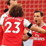 São Paulo acerta contrato com Cédric Soares, ex-Arsenal, para reforçar a lateral