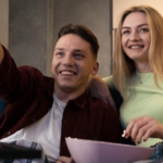 A eliminação no Big Brother Brasil gera tensão e emoção A eliminação no Big Brother Brasil gera tensão e emoção