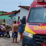 Colisão entre carro e moto no Bairro Nova Aurora deixa duas pessoas feridas