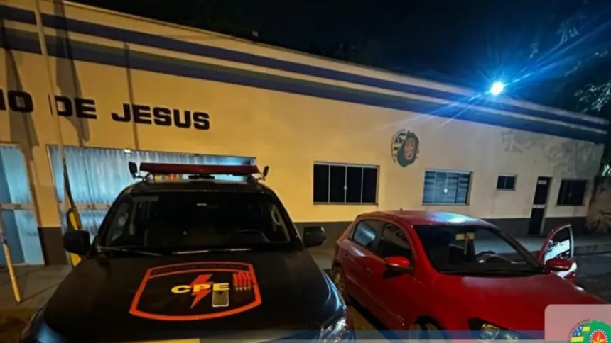 CPE recupera veículo roubado após perseguição pela BR-153