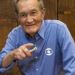 Morre Léo Batista: A voz marcante do jornalismo esportivo brasileiro nos deixa aos 92 anos Morre Léo Batista: A voz marcante do jornalismo esportivo brasileiro nos deixa aos 92 anos