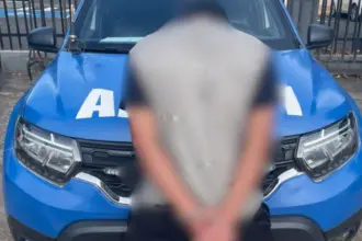 No leste de Goianésia, homem é preso por lesão corporal após agredir mulher