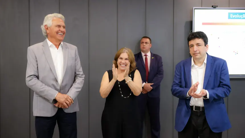 “O que construímos hoje será um grande diferencial para Goiás nos próximos anos”, diz Caiado durante evento da Educação “O que construímos hoje será um grande diferencial para Goiás nos próximos anos”, diz Caiado durante evento da Educação