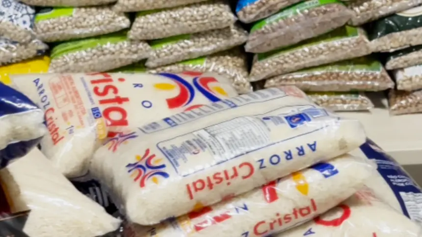 Primeiro jogo da campanha ‘Torcida Legal’ arrecada mais de uma tonelada de alimentos em Goianésia