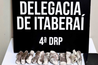 PCGO prende homem em flagrante por tráfico de drogas e corrupção de menores em Itaberaí