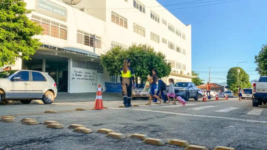 SMT de Goianésia inicia Operação Volta às Aulas com ações educativas SMT de Goianésia inicia Operação Volta às Aulas com ações educativas
