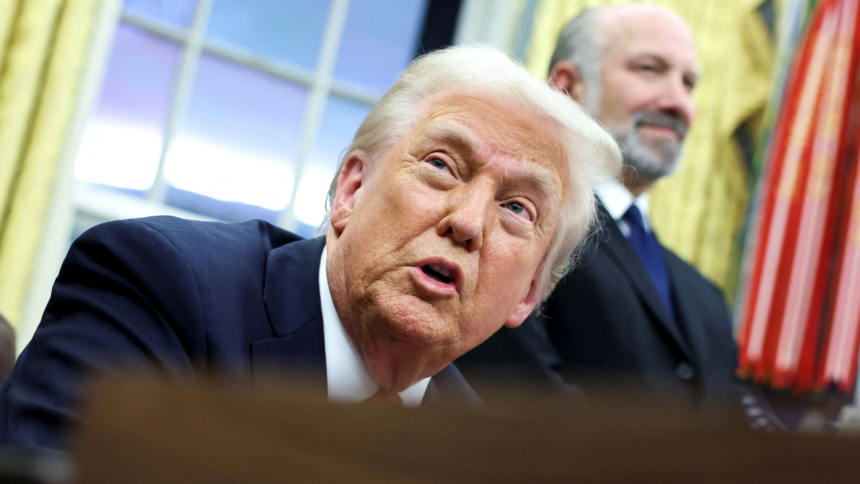 Trump minimiza queixas de Zelensky sobre exclusão da Ucrânia em negociações de paz Trump minimiza queixas de Zelensky sobre exclusão da Ucrânia em negociações de paz