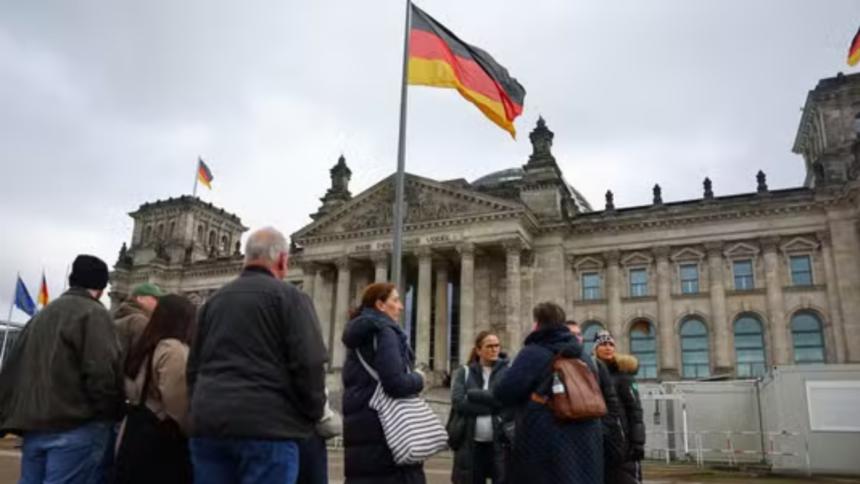 Ascensão da Direita Radical na Alemanha: Motivos e Impactos Políticos Ascensão da Direita Radical na Alemanha: Motivos e Impactos Políticos