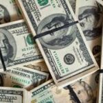 Dólar fecha última sessão em alta, após anúncio de Trump sobre tarifas Dólar fecha última sessão em alta, após anúncio de Trump sobre tarifas