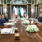 Reunião entre EUA, Rússia e Arábia Saudita sobre Guerra na Ucrânia: Impactos e Possíveis Consequências