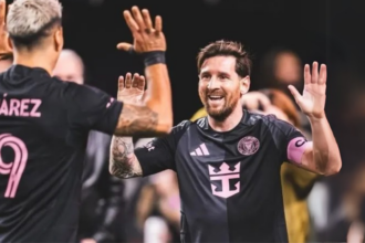Messi presenteia Milei com camisa do Inter Miami: gesto simbólico e suas repercussões