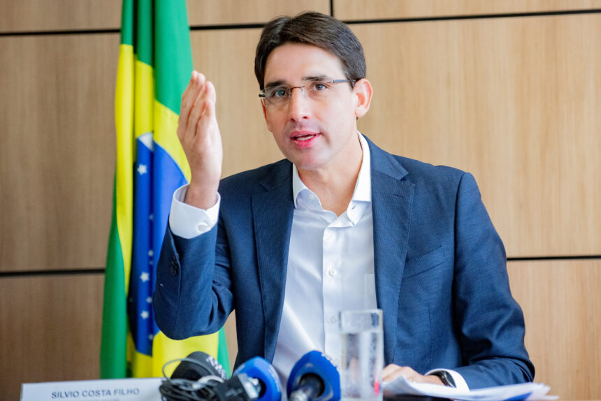 Ministério de Portos e Aeroportos anuncia R$ 50 bi em investimentos até 2026 Ministério de Portos e Aeroportos anuncia R$ 50 bi em investimentos até 2026