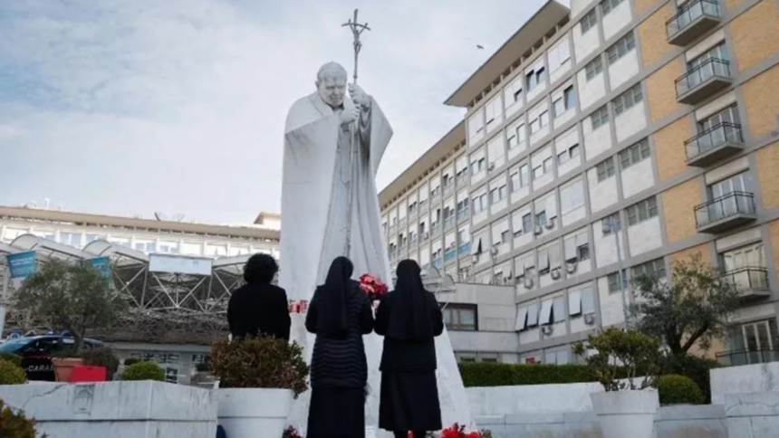 Papa Francisco tem Noite Tranquila no Hospital: Atualização Sobre Sua Saúde Papa Francisco tem Noite Tranquila no Hospital: Atualização Sobre Sua Saúde