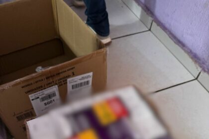 Polícia investiga venda irregular de medicamentos controlados e interdita farmácia